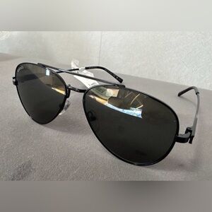 New   Gucci GG1874S 001 57mm Pilot Sunglasses.$545
